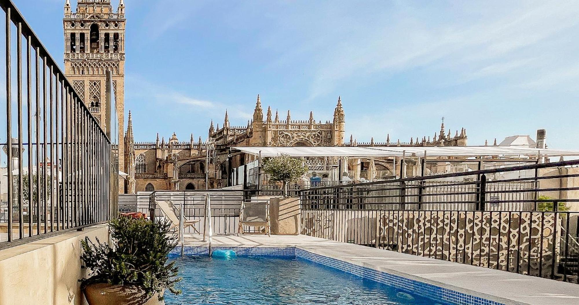 Eme Catedral Mercer Hotel Sevilla Eksteriør bilde The Roman Baths of Córdoba