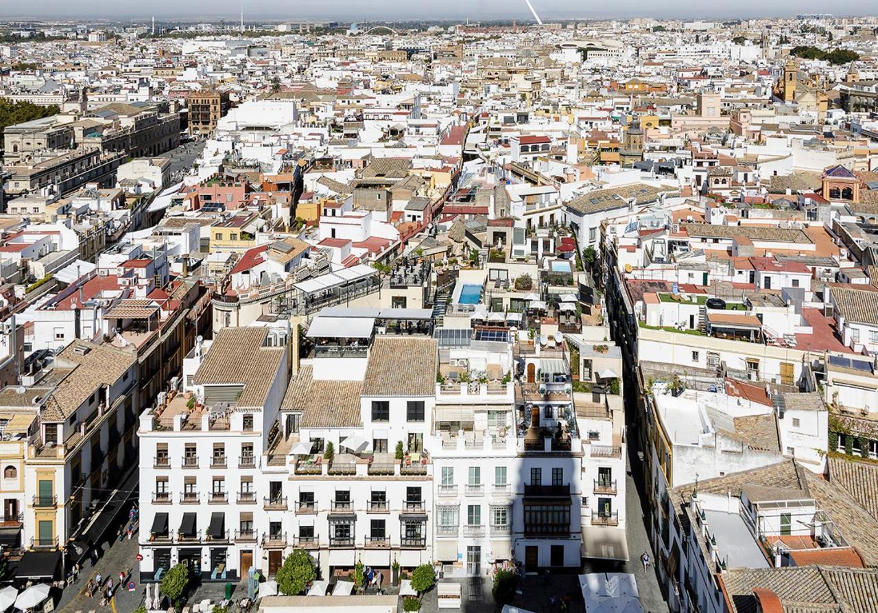 Eme Catedral Mercer Hotel Sevilla Eksteriør bilde View of the city from the tower of the church of San Francisco.